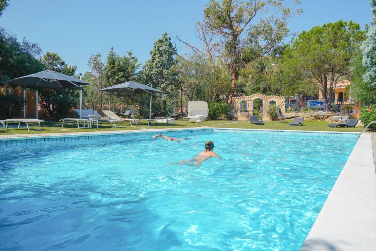 Amareclub Rocca Dorada Hotell Santa Margherita di Pula Eksteriør bilde
